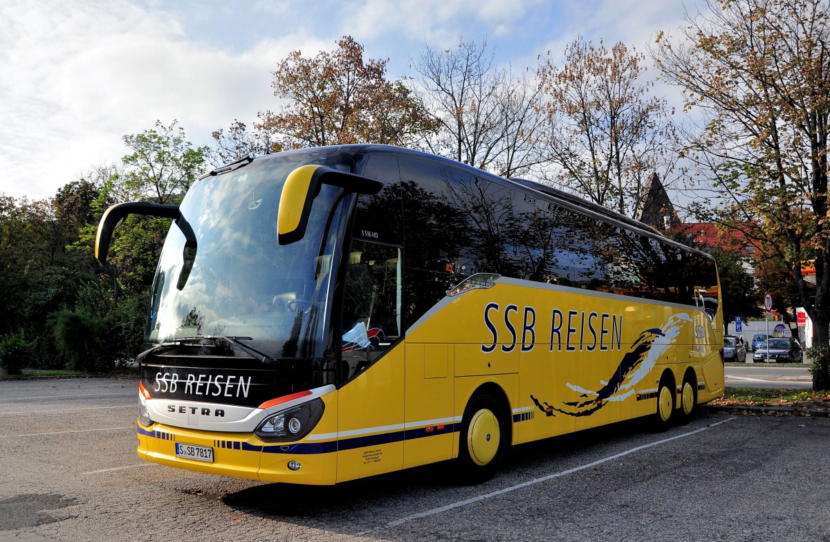 SETRA 516 HD von SSB Reisen aus der BRD im Herbst 2013 in Krems.