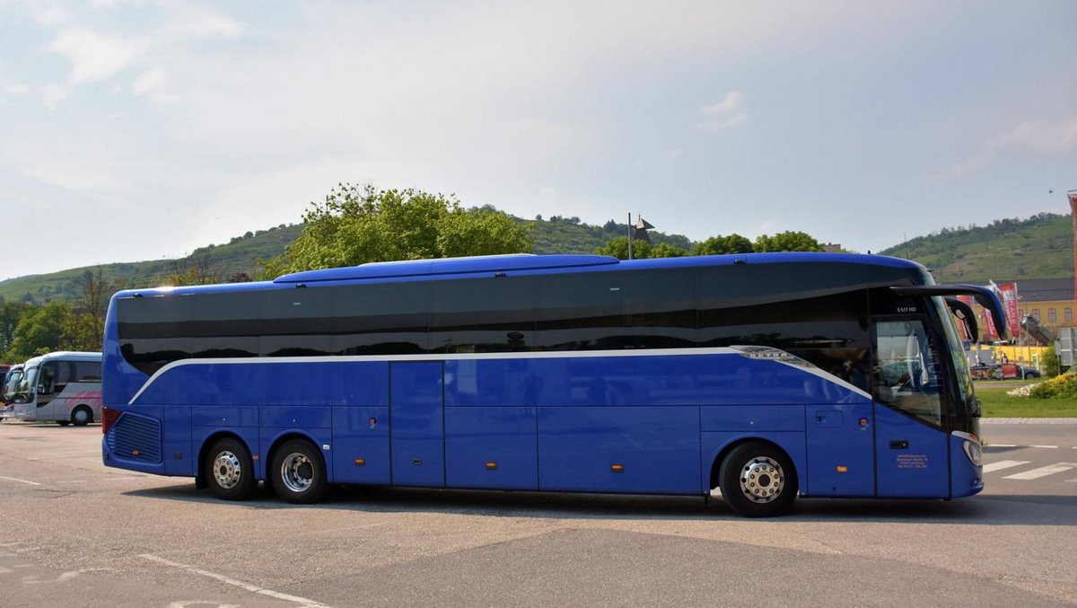 Setra 517 HD von Anker Reisen aus der BRD 2018 in Krems.