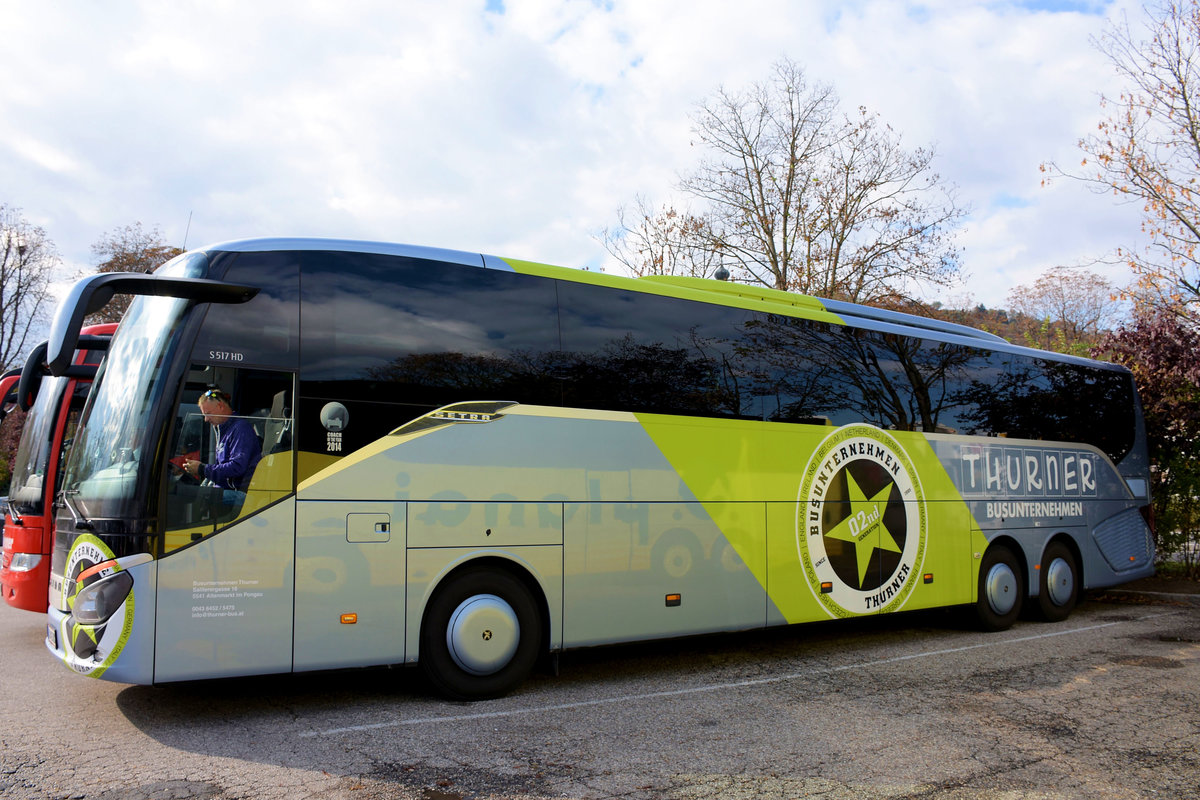 Setra 517 HD vom Busunternehmen Thurner aus �sterreich in Krems.