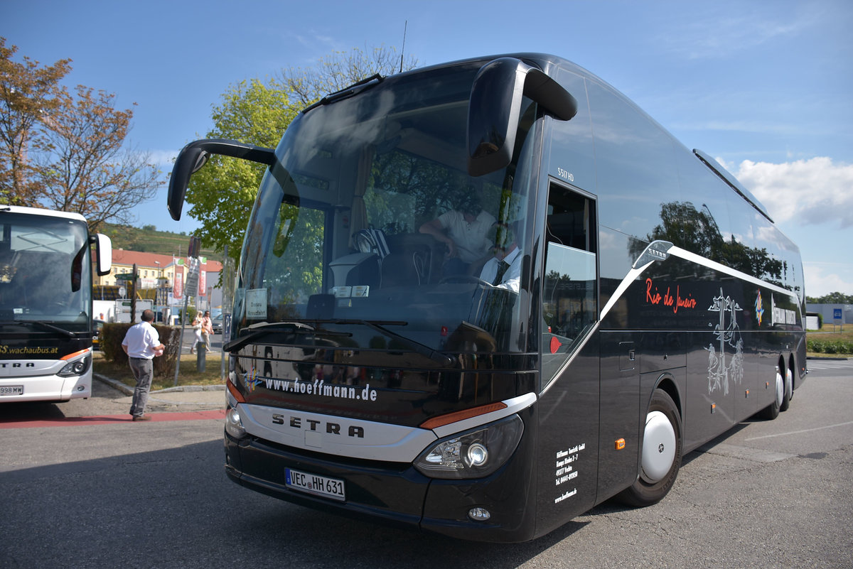 Setra 517 HD  Rio de Janeiro  von H�ffmann Reisen aus der BRD 2017 in Krems.