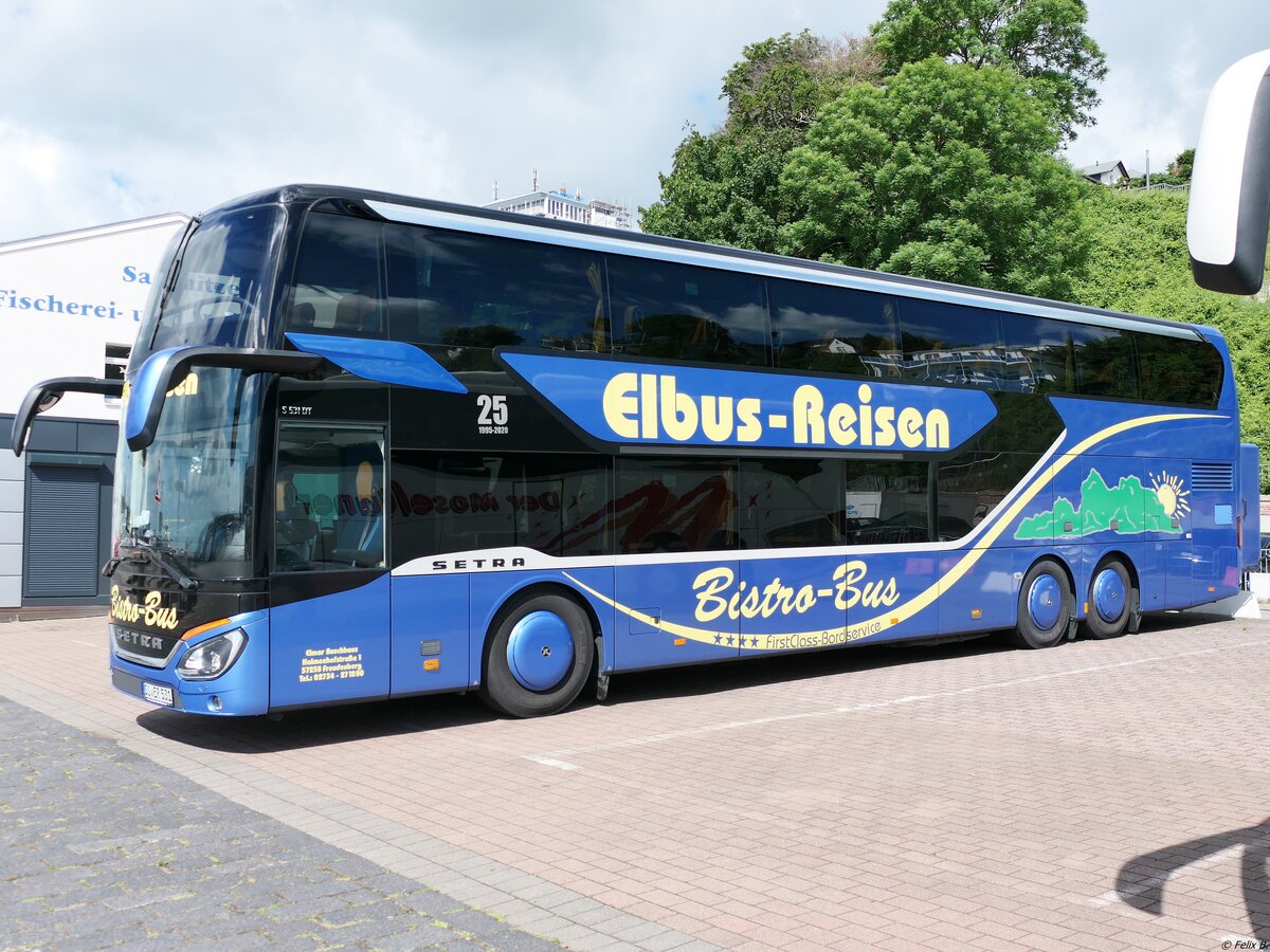 Setra 531 DT von Elbus-Reise naus Deutschland im Stadthafen Sassnitz.