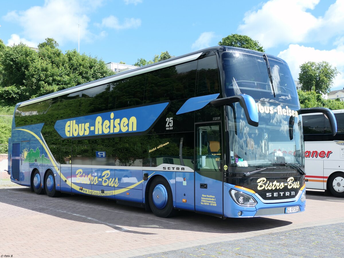 Setra 531 DT von Elbus-Reise naus Deutschland im Stadthafen Sassnitz.