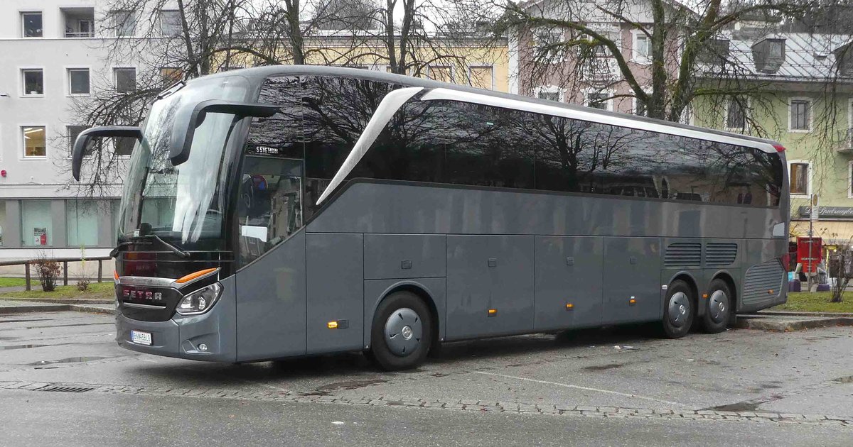 Setra S 516 steht im Dezember 2018 in Berchtesgaden