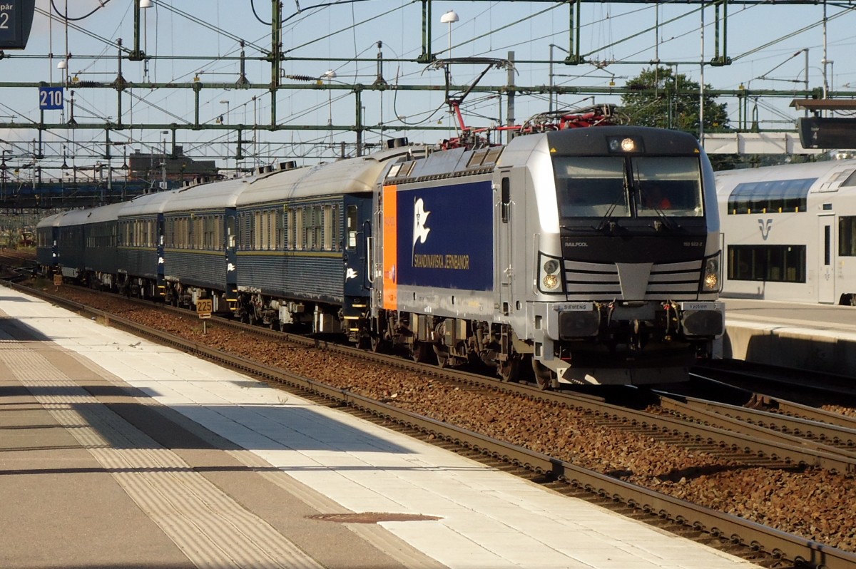 SJ 193 922 verl�sst Hallsberg am 11 September 2015.