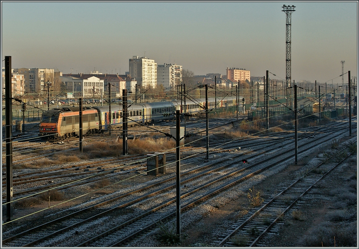 SNCF BB 26000 mit einem TER 200 in Mulhouse.
11. Dez. 2013