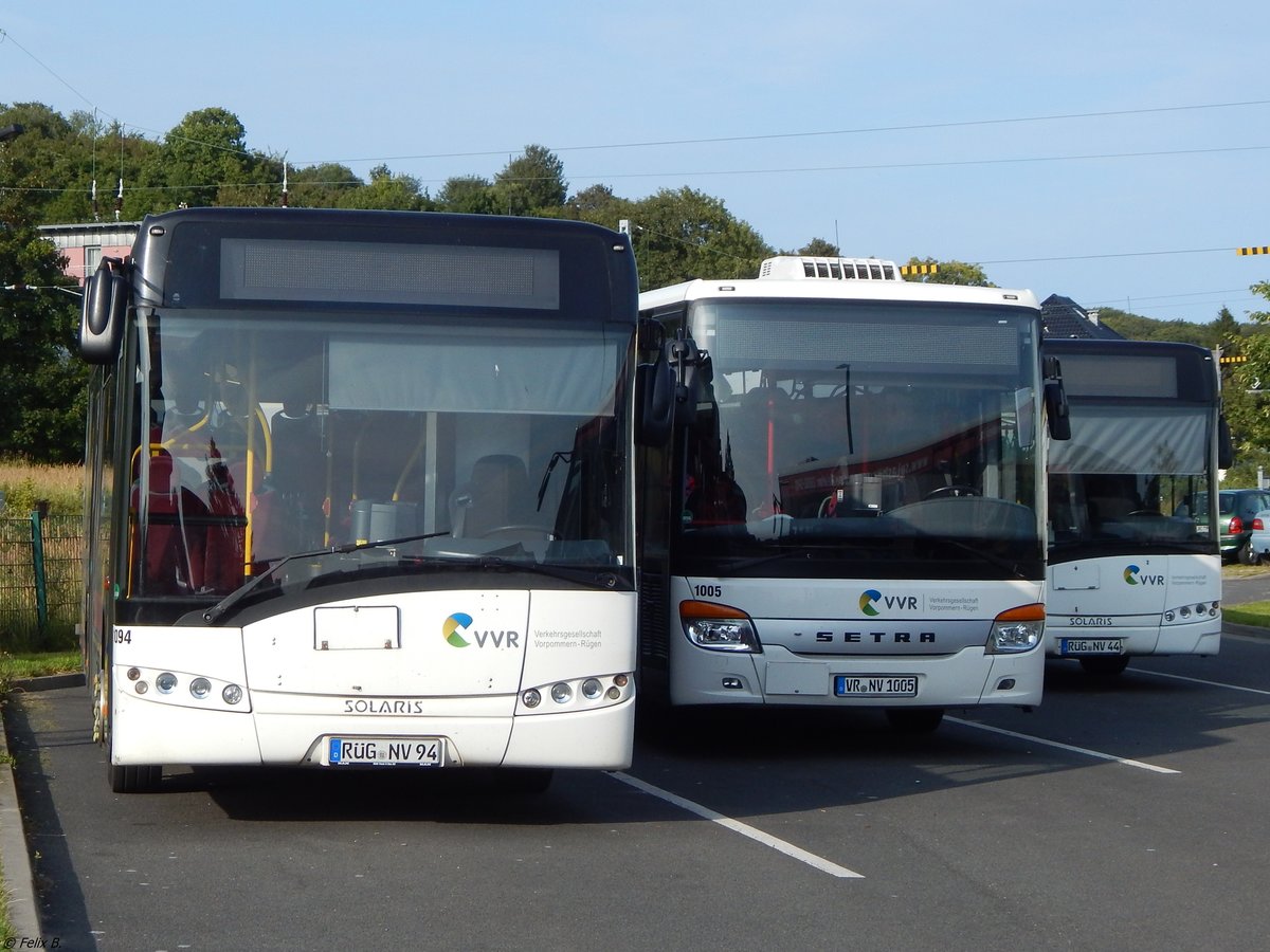 Solaris Urbino 12 und Setra 415 LE Business und Solaris Urbino 12 der VVR in Sassnitz.