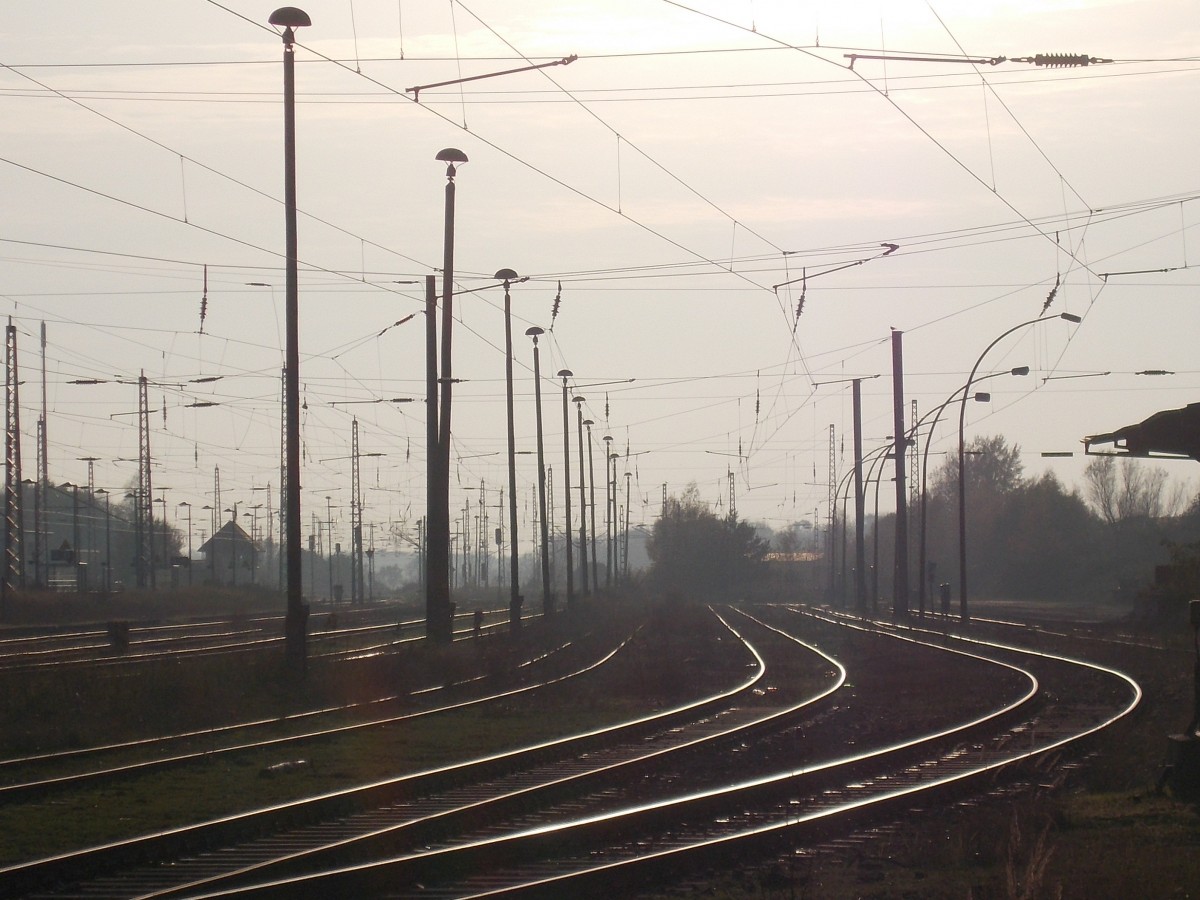 Stimmungsbild vom 03.November 2014 �ber den leer ger�umten Bahnhof in Bergen/R�gen.
