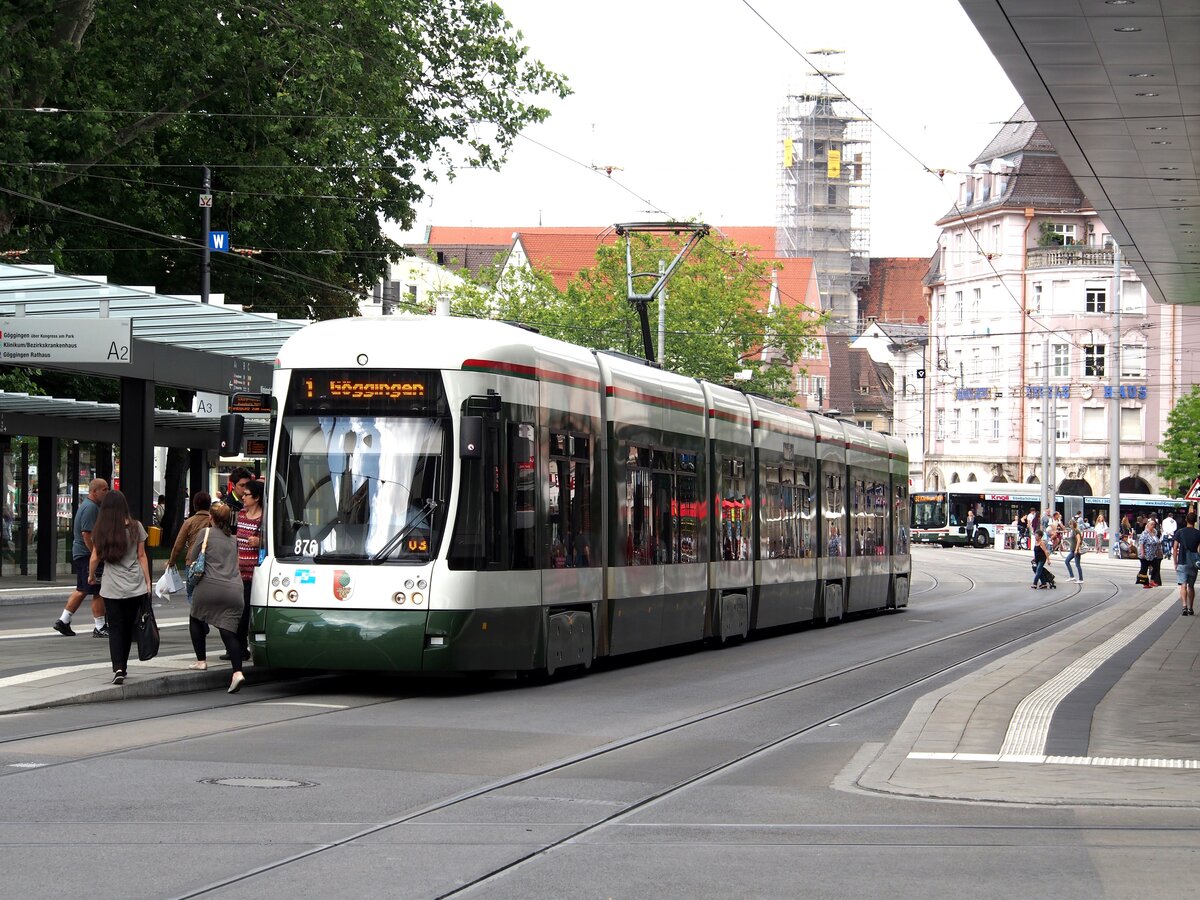Stra�enbahn / Stadtverkehr ; Augsburg;  Cityflex CF8 Nr.876 in Augsburg am K�nigsplatz am 27.06.2014.