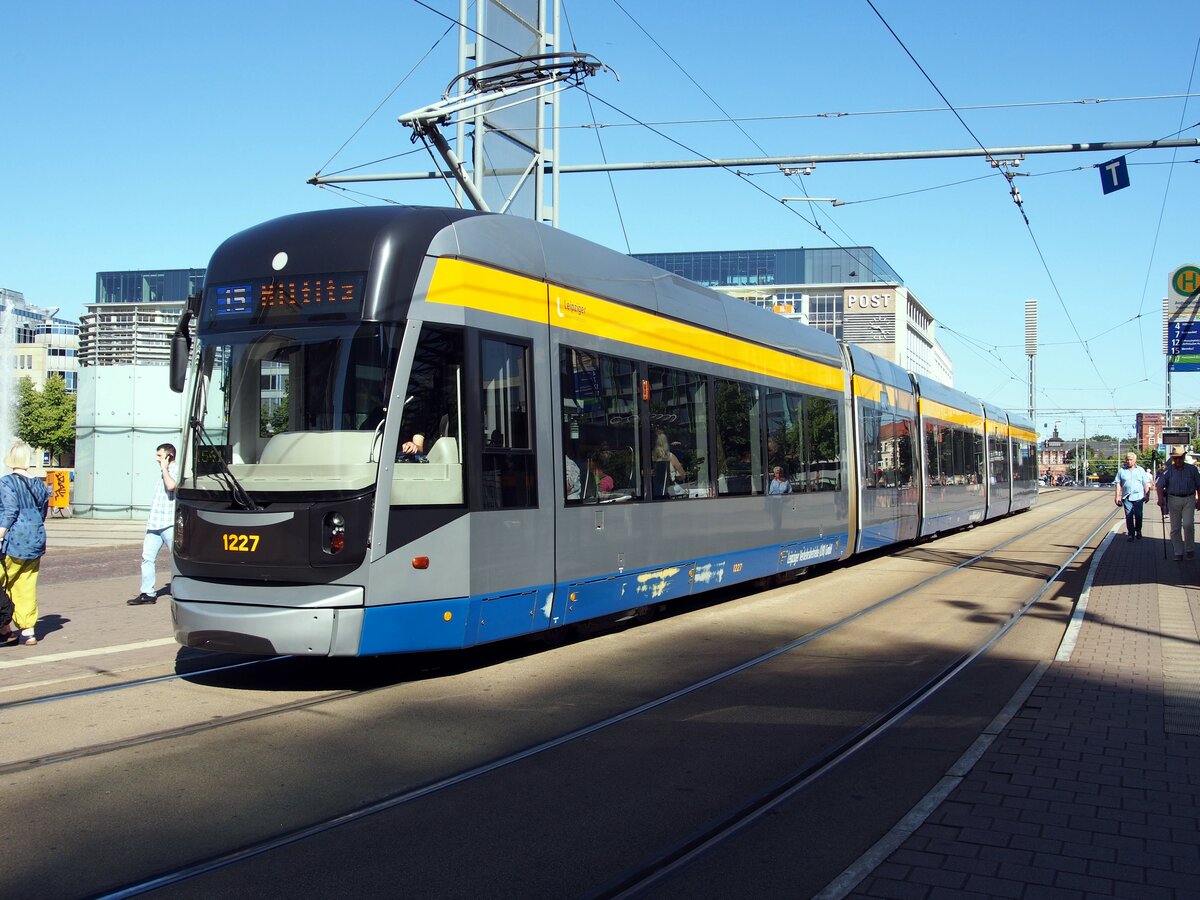 Stra�enbahn / Stadtverkehr / Leipzig;  NGT 12 Nr.1227 Flexity Classic XXL von Bombardier, Baujahr 2011 am Augustusplatz in Leipzig am 23.07.2019.