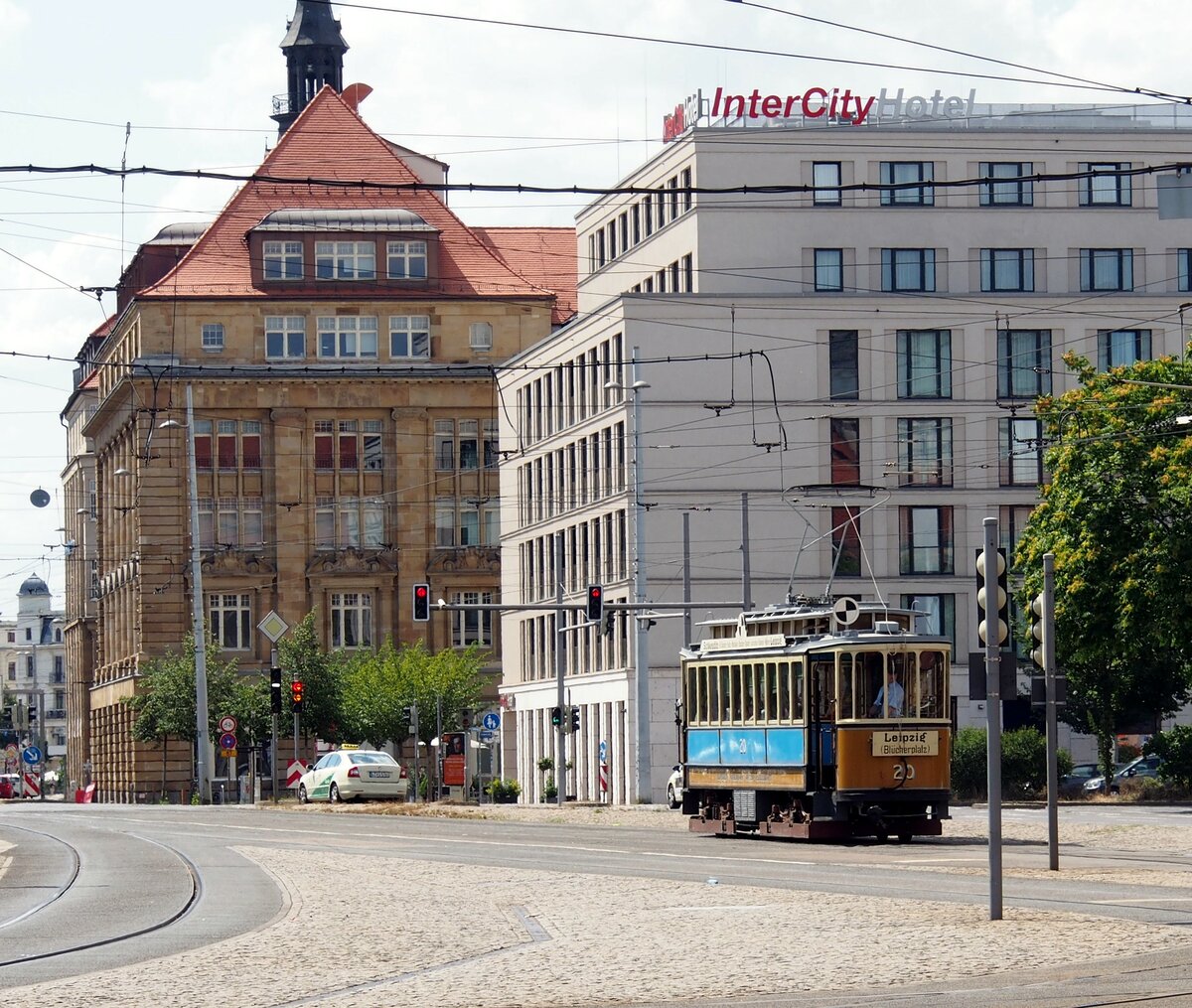 Straßenbahn / Stadtverkehr; Leipzig;  T 4 Nr.20 Maximumwagen von Westwaggon Baujahr 1909 am Hbf Leipzig am 21.07.2019.
