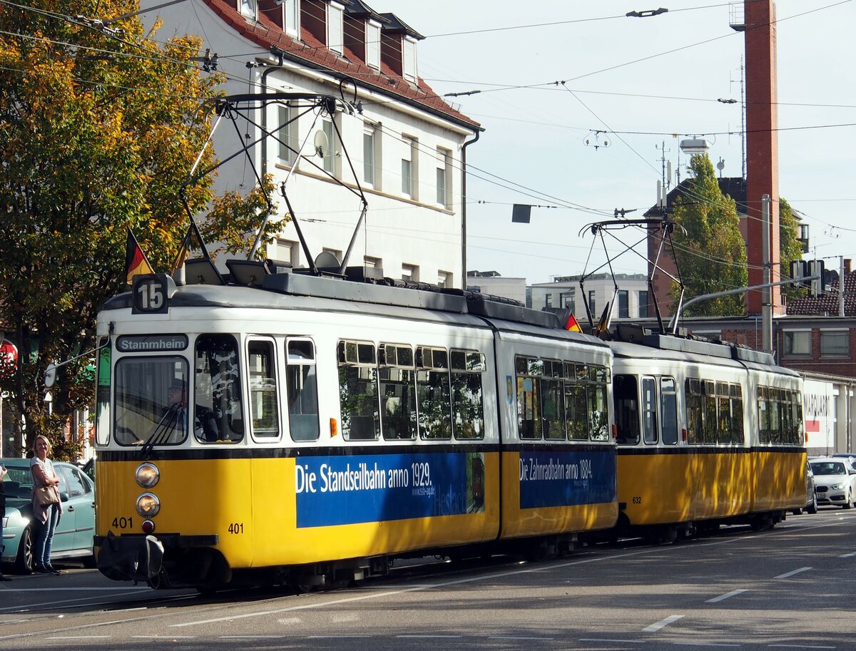 Stra�enbahn / Stadtverkehr;  Stuttgart;  GT 4 Nr.401 und Nr. 642 in Stuttgart bei der Parade 60 Jahre GT 4 Jubil�um am 27.10.2019.