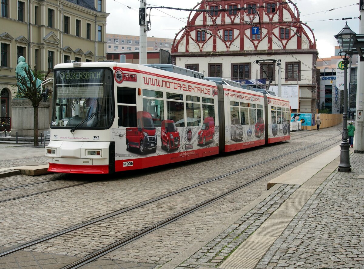 Straßenbahn / Stadtverkehr; Zwickau;   GT 6 M Nr.905 von MAN Baujahr 1993 am Hauptmarkt i Zwisckau am 20.04.2017.