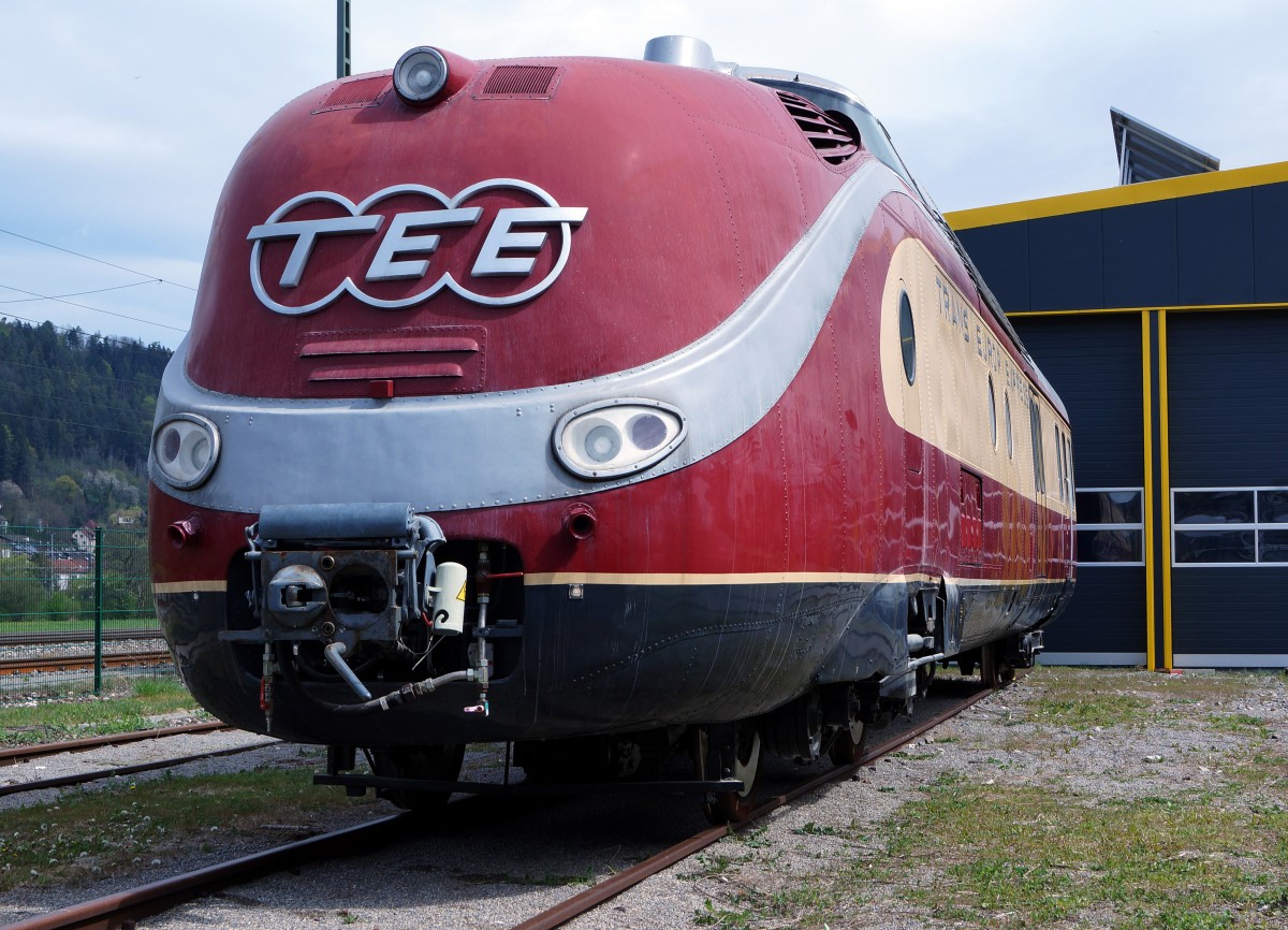 SVG: SVG: TRANS EUROP EXPRESS TT, BR VT 11.5 (1957), Leihgabe des DB Museums in der Eisenbahn Erlebniswelt Horb am Neckar aufgenommen am 25. April 2015.
Foto: Walter Ruetsch