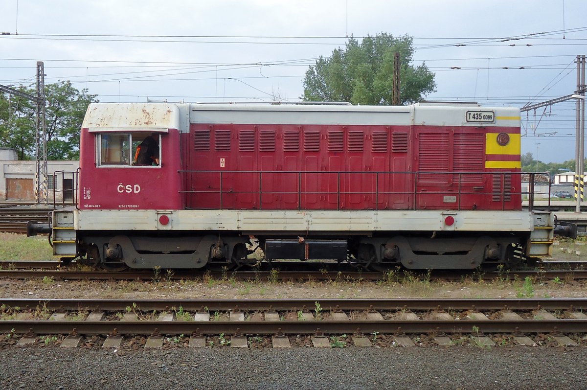 T435 0099 steht am 21 Mai 2015 in Kolín.