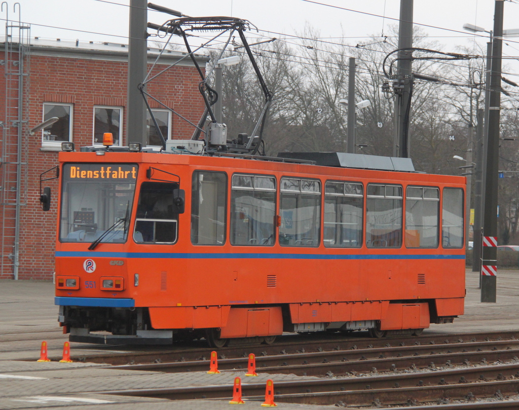 Tatra T6 Wagen 551 als Arbeitstram stand am 20.02.2015 auf dem Gelnde der Rostocker Straenbahn AG
