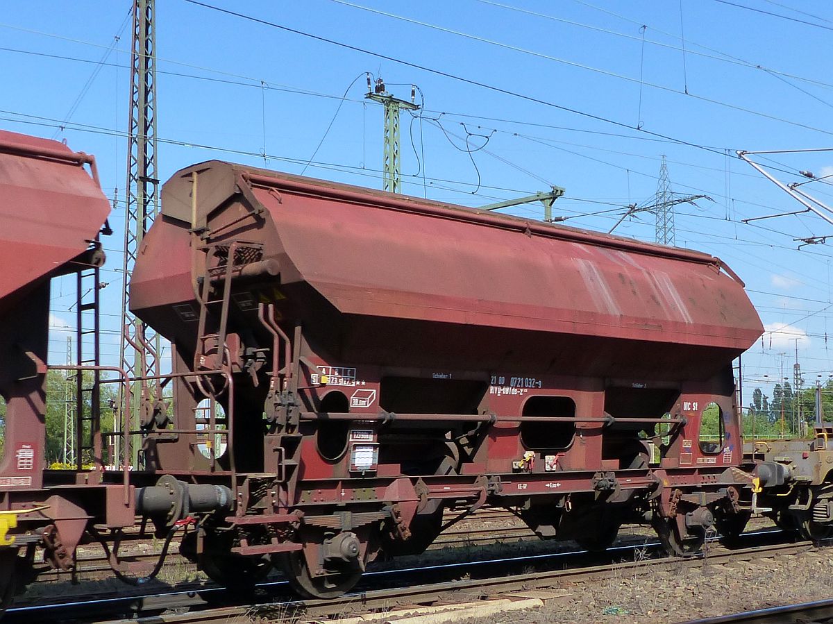 Tds-z DB Schenker Gterwagen mit Nummer 21 80 0721 032-9. Oberhausen West 11-09-2015.


Tds-z zelflosser van DB Schenker met nummer 21 80 0721 032-9. Oberhausen West, Duitsland 11-09-2015.