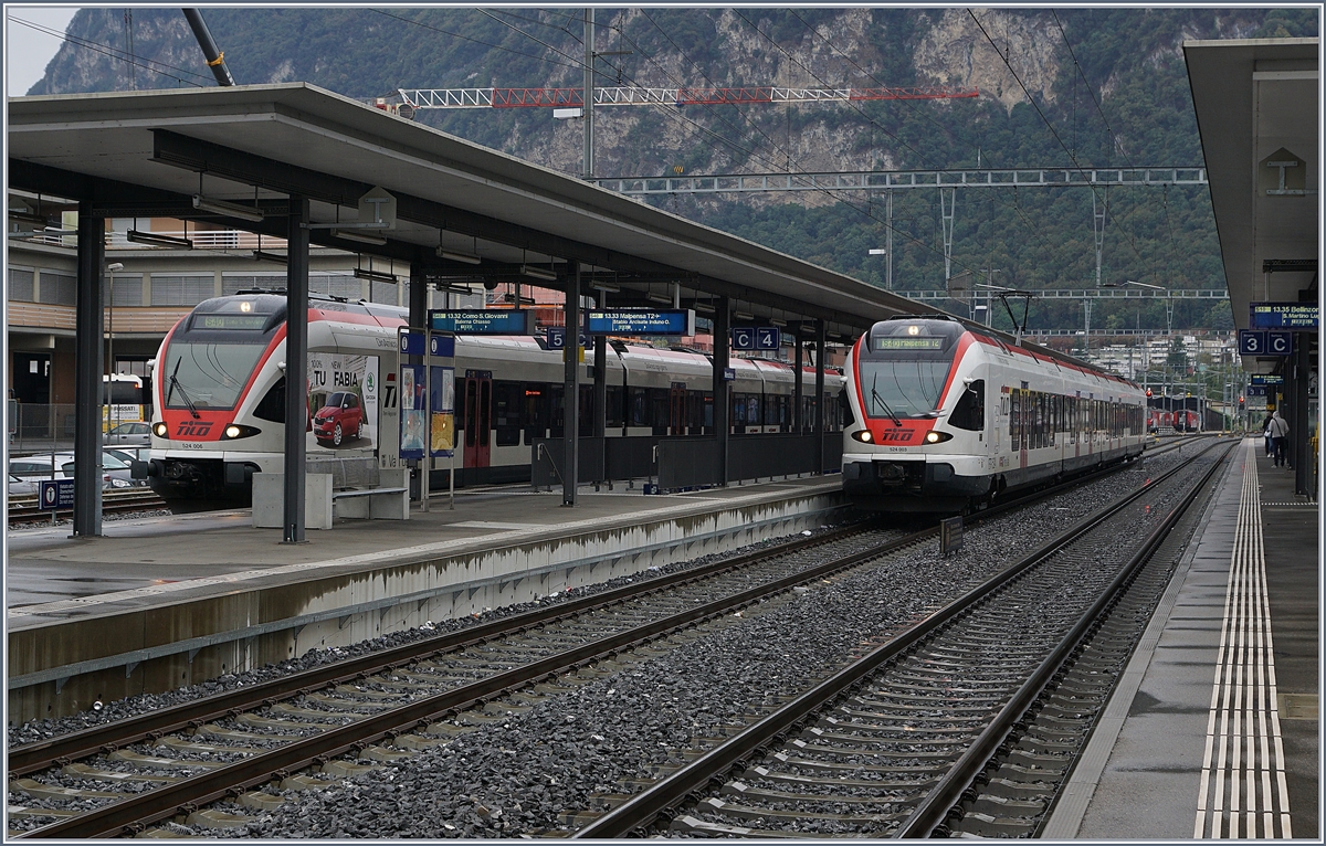 Tilo RABe 524 Triebzüge in Mendrisio, damals noch in der alten Farbgebung.

1. Okt. 2018