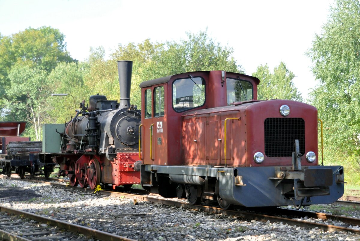 Tm 2/2 Nr.501 beim Albbähnle in Amstetten am 11.09.2010. Baujahr 1957 von O&K Fabrik Nr.25 691; Bauart Bdh/Typ MV8; Vmax 17,8 km/h; LüP 5800mm; Gewicht 19,8 t; Leistung 77 kW (105 PS).