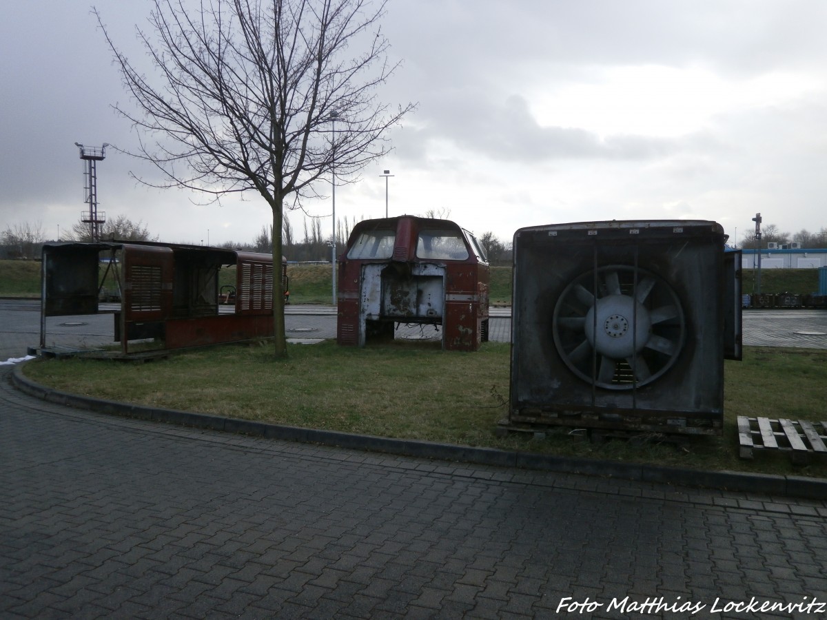 Traurige �berreste der OHE 120052 am Saalehafen am 4.1.15