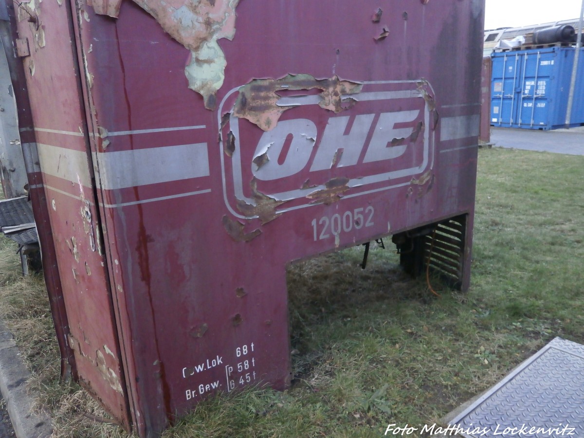 Traurige �berreste der OHE 120052 am Saalehafen am 4.1.15