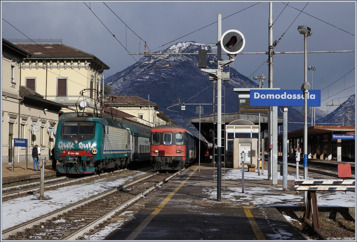 Trennord und SBB Regionalverkehr in Domodossoala. 
31. Jan. 2017