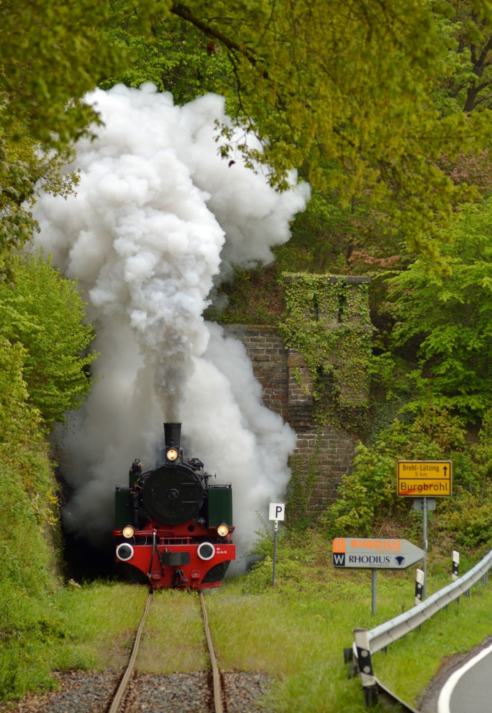 Tunnelausfahrt Teil 1. 11sm kurz vor Burgbrohl am 01.05.2015