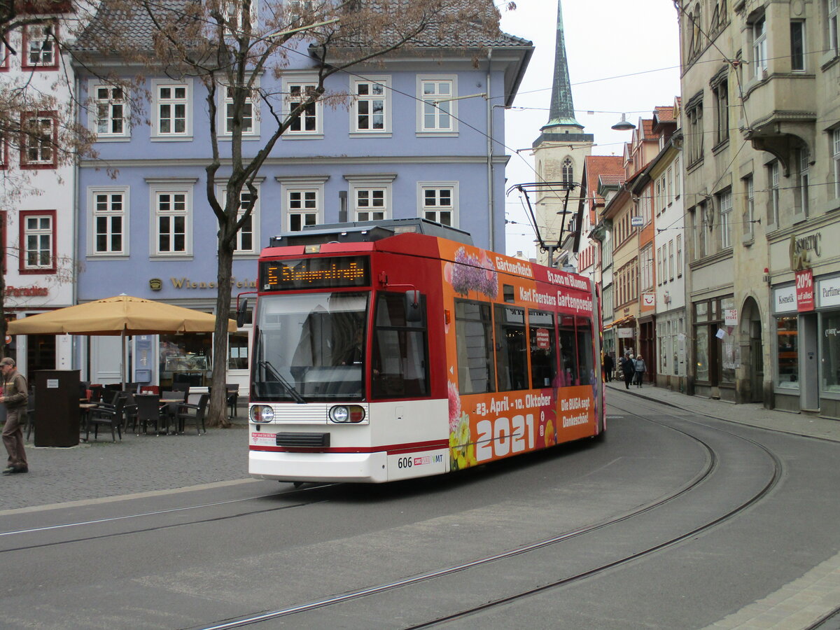 Tw 606 kam,am 26.April 2022,durch die Erfurter Innenstadt.