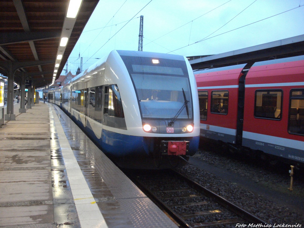 UBB GTW 2/6 mit ziel Swinemnde Centrum (PL) im Bahnhof Stralsund Hbf am 26.9.13