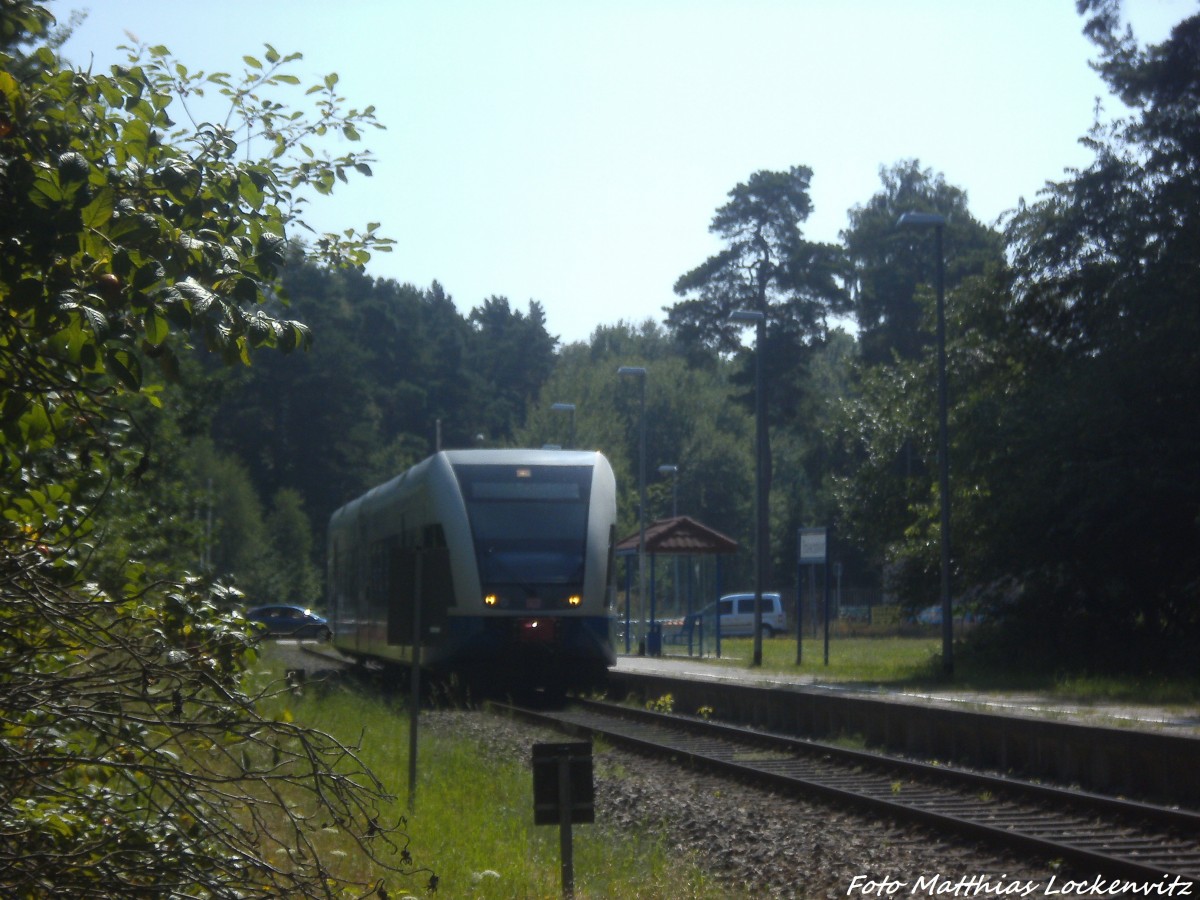 UBB GTW 2/6 mit ziel Peenem�nde im Bahnhof Trassenmoor am 26.7.14