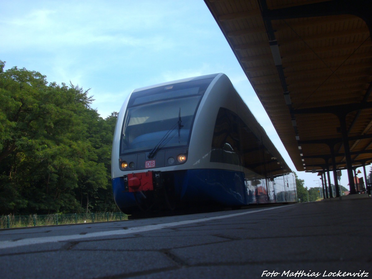 UBB GTW 2/6 mit ziel Swinem�nde Centrum (PL) im Bahnhof Seebad Heringsdorf am 28.7.14