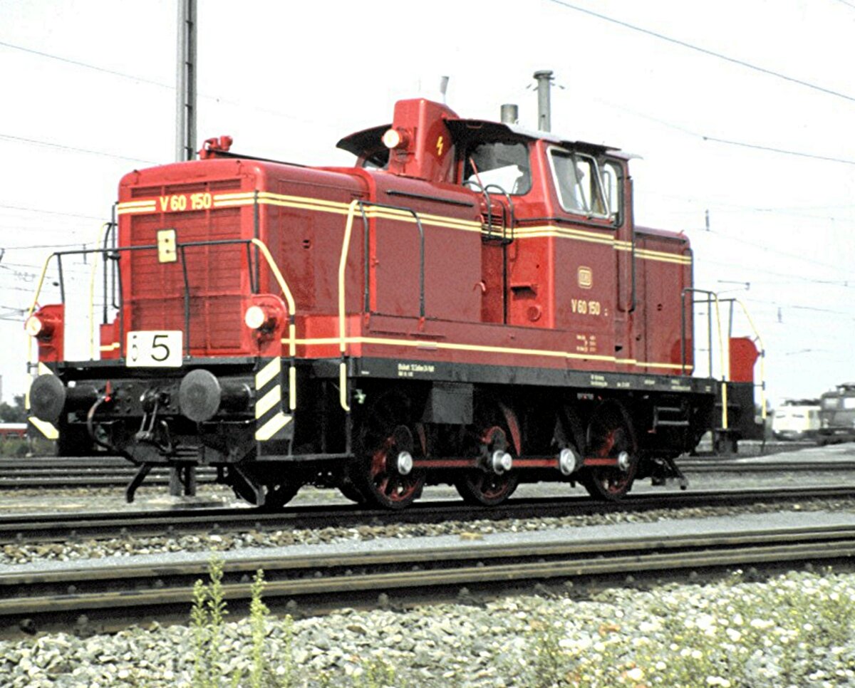 V 60 150 als sogenanntes  Nummerngirl  fürdie nächste Fahrzeuggruppe bei der Jubiläumsparade bei der Jubiläumsparade 150 Jahre Deutsche Eisenbahn in Nürnberg am 14.09.1985. 