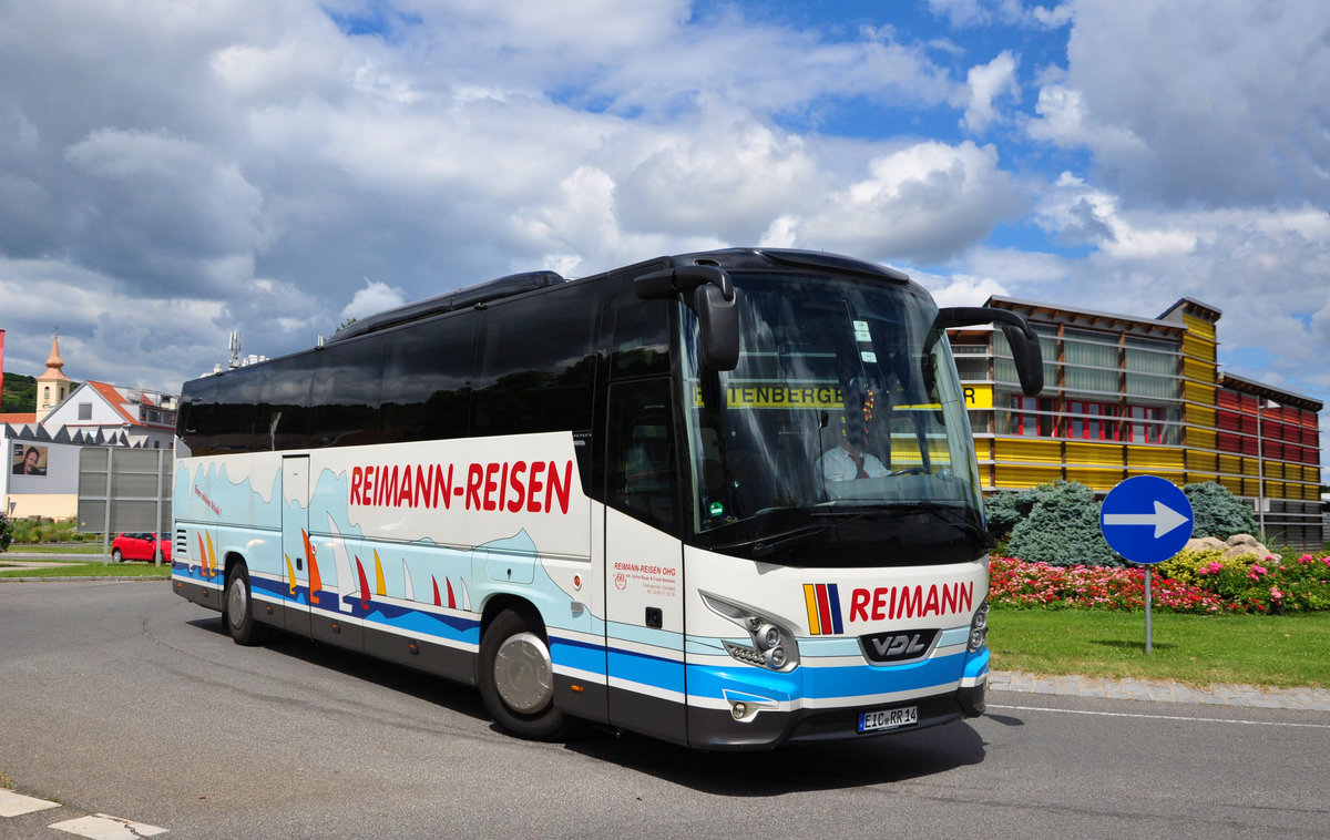 VDL Futura von Reimann Reisen aus der BRD in Krems gesehen.