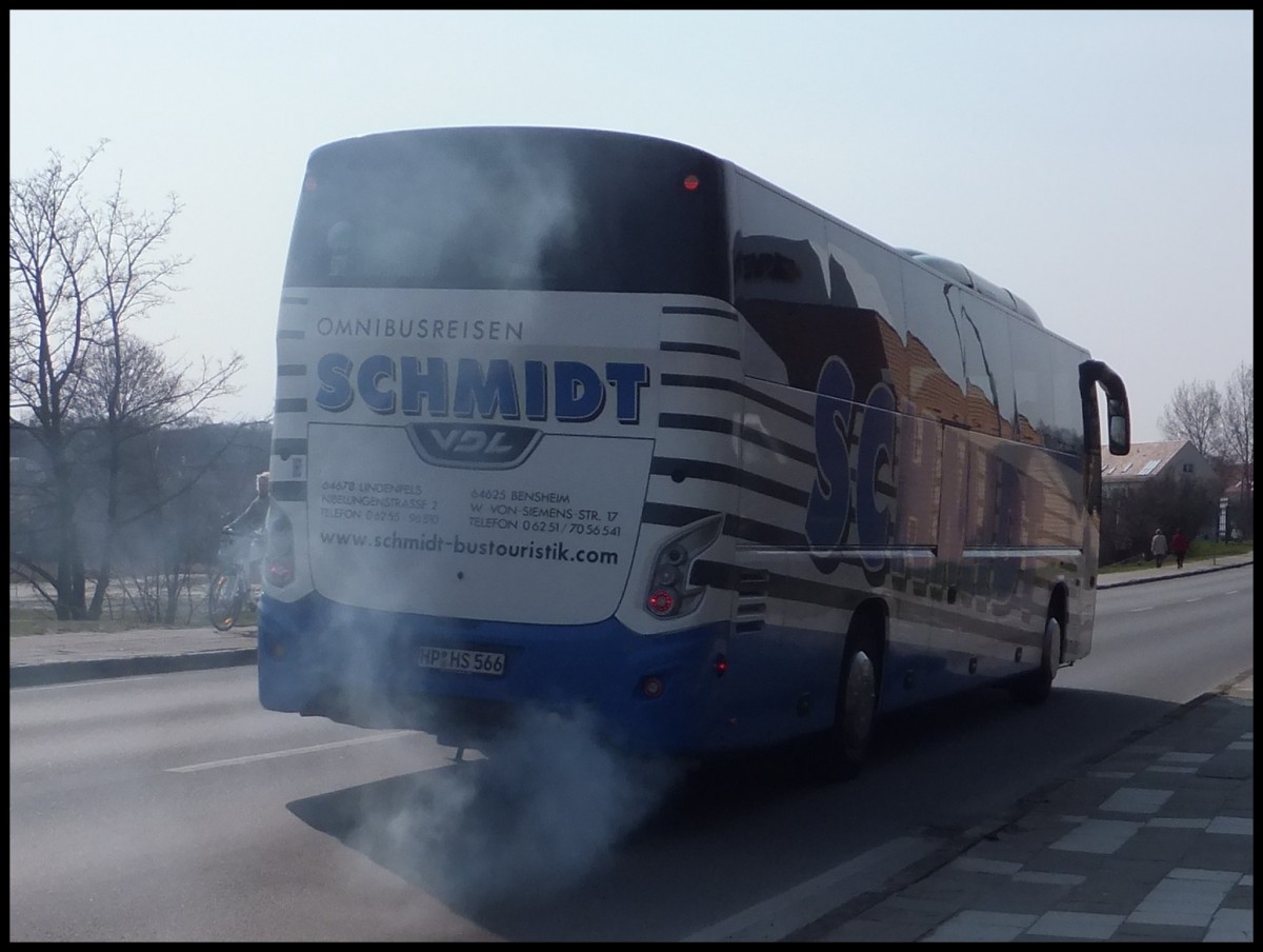 VDL Futura von Schmidt aus Deutschland in Sassnitz.