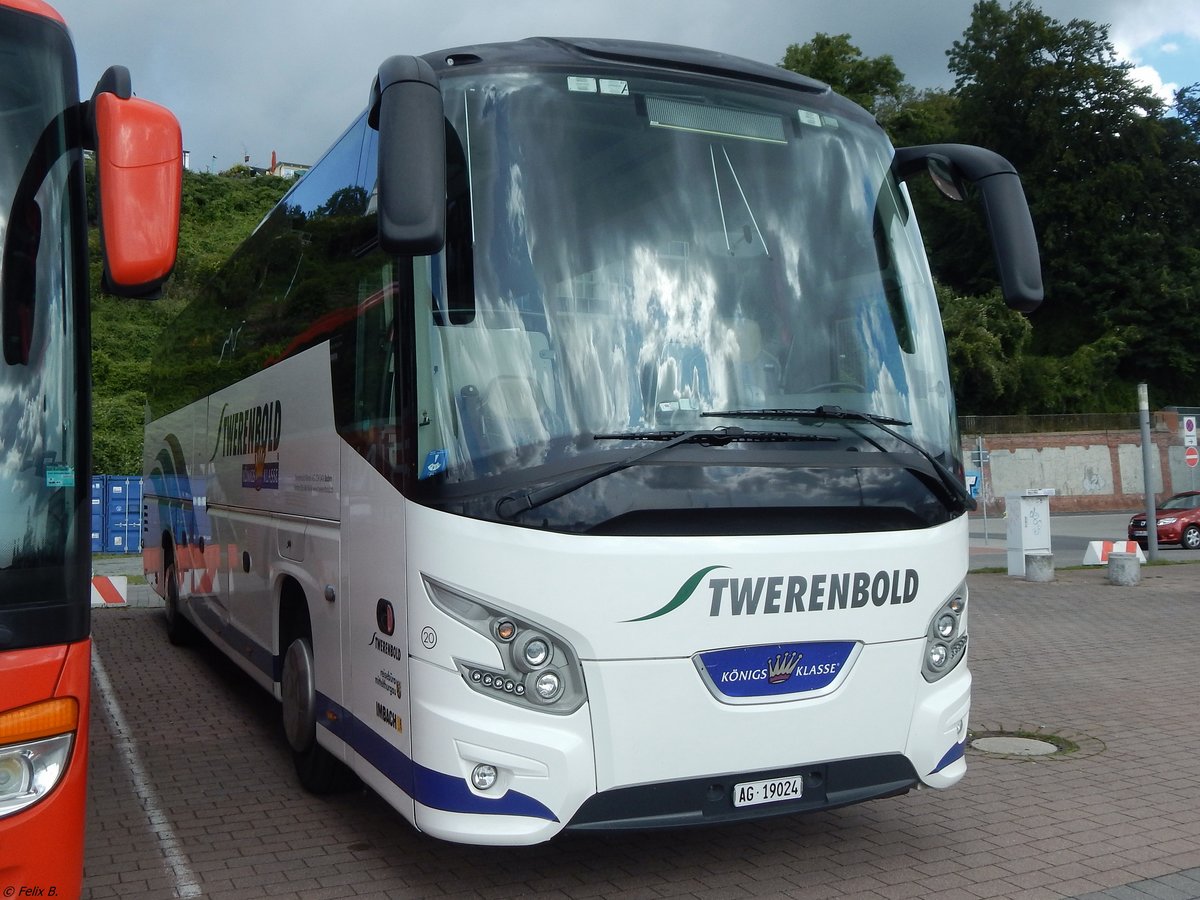 VDL Futura von Twerenbold aus der Schweiz im Stadthafen Sassnitz. 