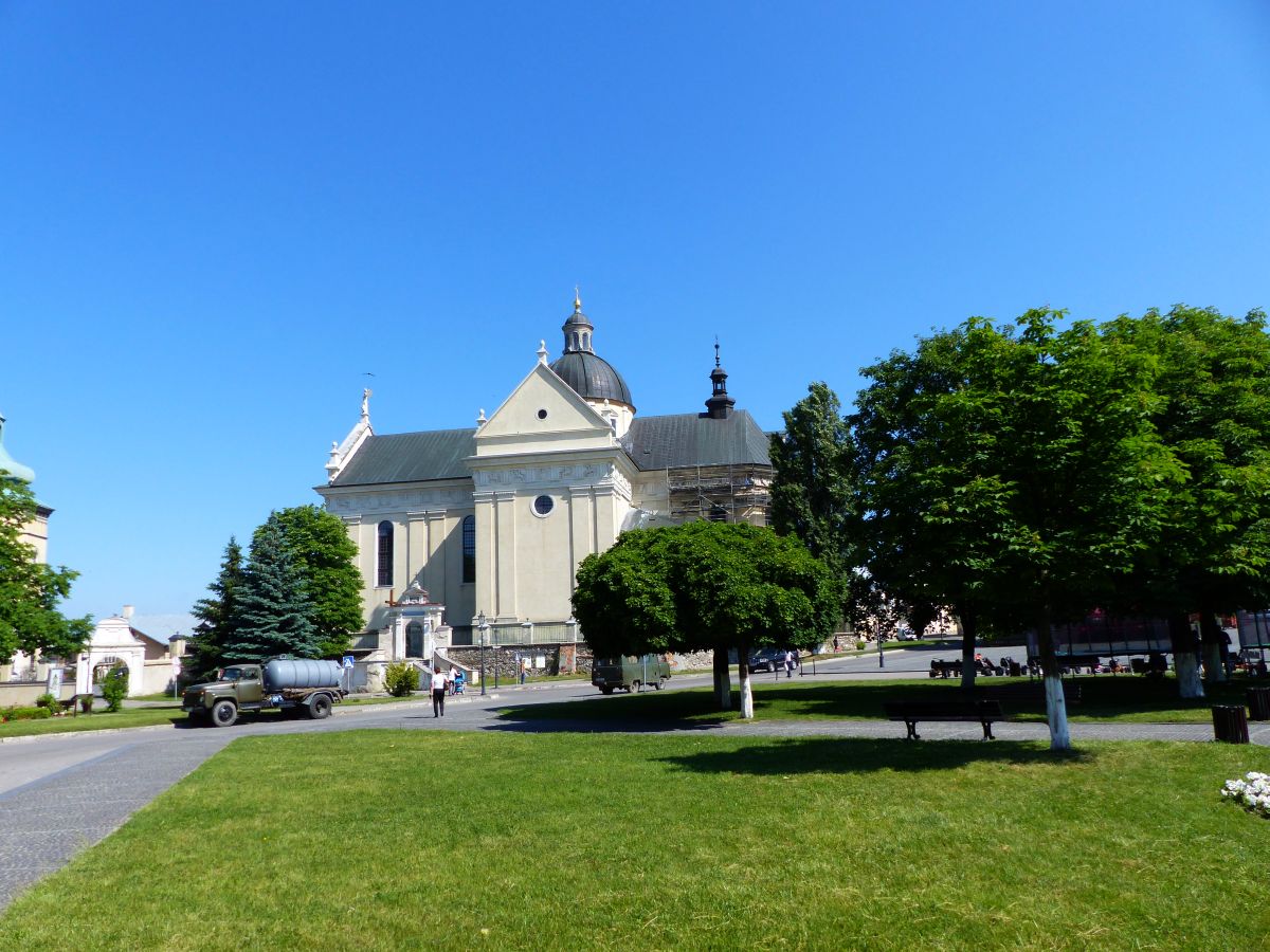 Vicheva Platz, Zhovkva, Ukraine 25-05-2018.

Vicheva plein, Zhovkva, Oekrane 25-05-2018.