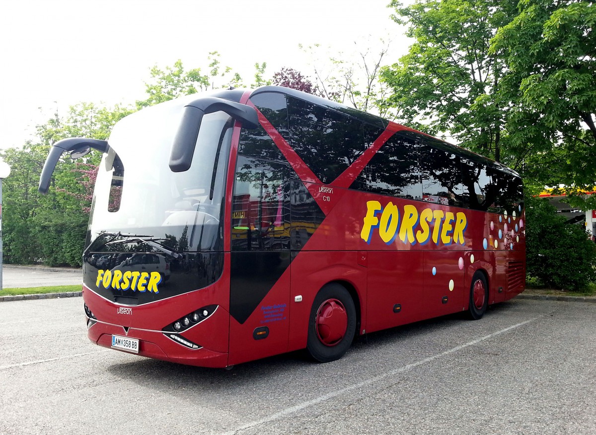 Viseon C10 von Forster Reisen aus sterreich am 13.5.2015 in Krems.