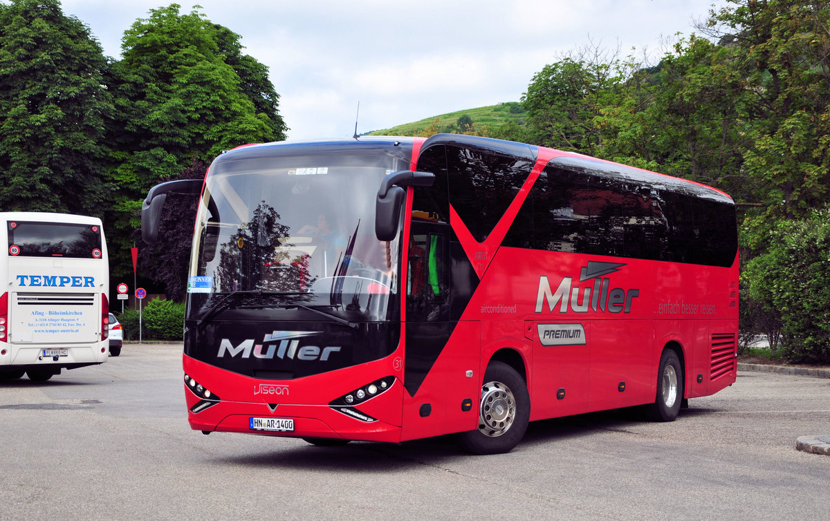 Viseon C11 von M�ller Reisen aus der BRD in Krems gesehen.