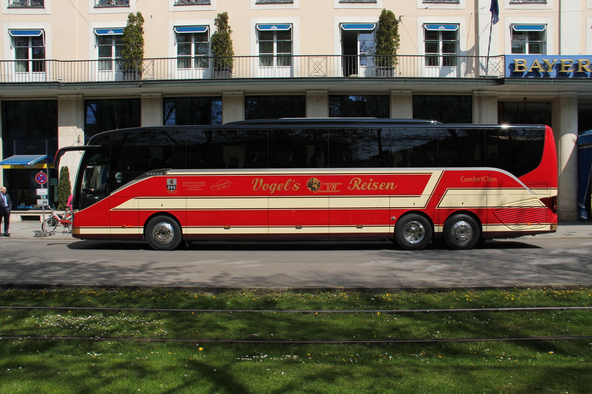 Vogel, Ismaning - Setra S 517 HD am 20. April 2016 in M�nchen (Aufnahme: Martin Beyer)