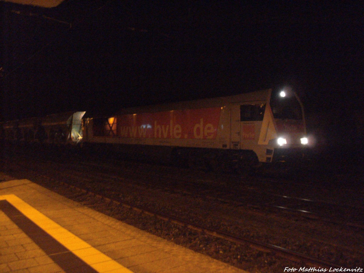 Voith Maxima 40CC / Loknr V490 der HVLE im Bahnhof Bergen auf R�gen am 18.11.13