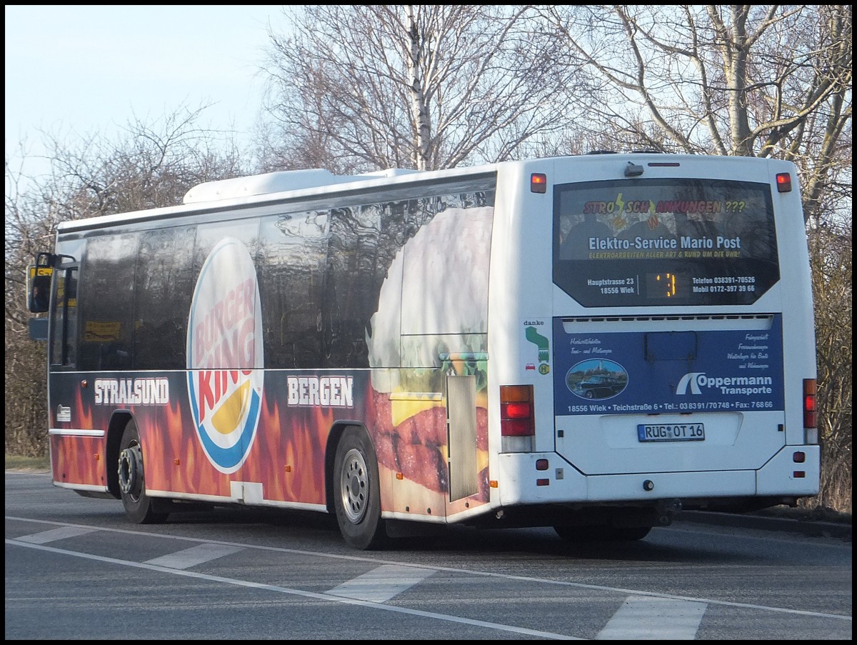 Volvo 8700 der Oppermann Transporte in Sassnitz.