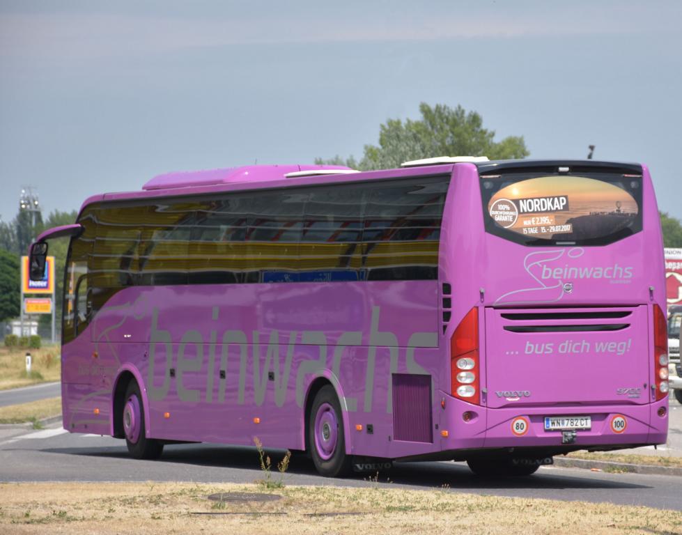 Volvo 9700 von Beinwachs Reisen aus sterreich 06/2017 in Krems.