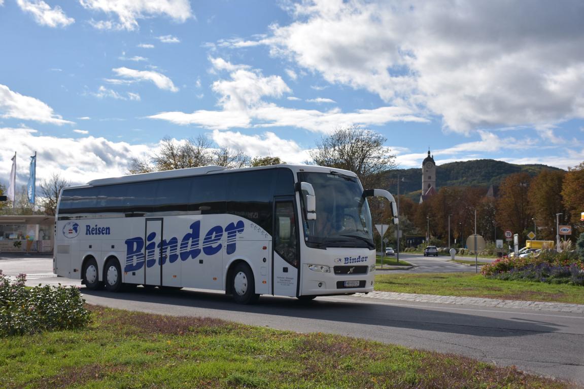 Volvo 9700 von Binder Reisen aus �sterreich 10/2017 in Krems.