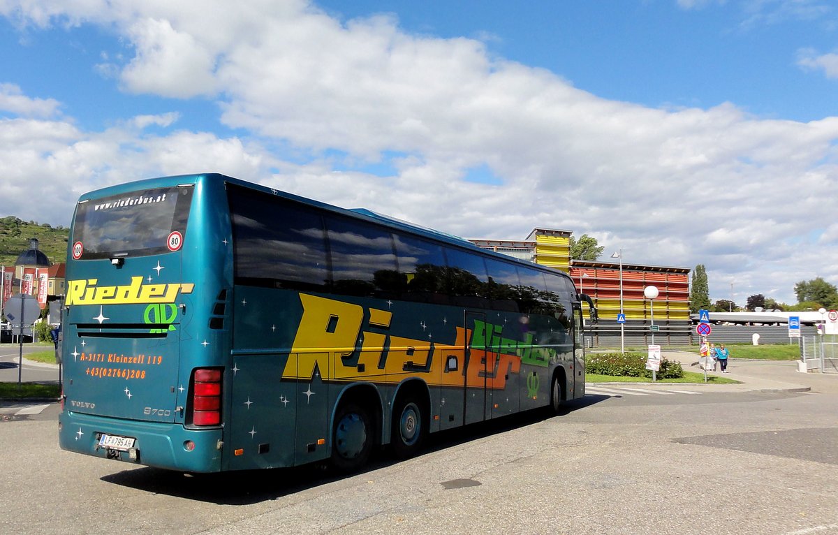 Volvo 9700 von Busreisen Rieder aus sterreich in Krems gesehen.