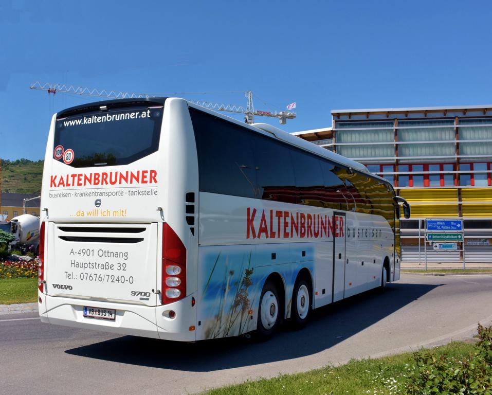 Volvo 9700 von Kaltenbrunner Reisen aus Ober�sterreich in Krems.