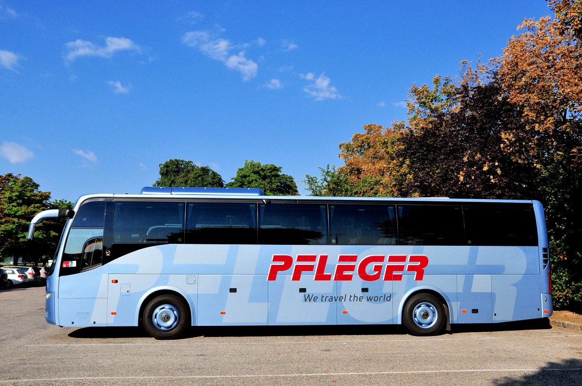 VOLVO 9700 von PFLEGER Reisen aus �sterreich im August 2013 in Krems.