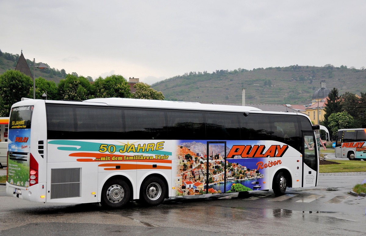 Volvo 9700 von Pulay Reisen aus sterreich im Mai 2014 in Krems.