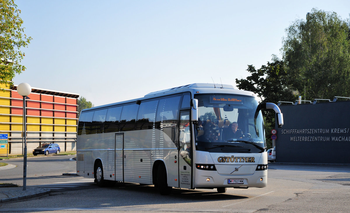 Volvo 9700 vom Reiseb�ro GST�TTNER aus Wien in Krems.
