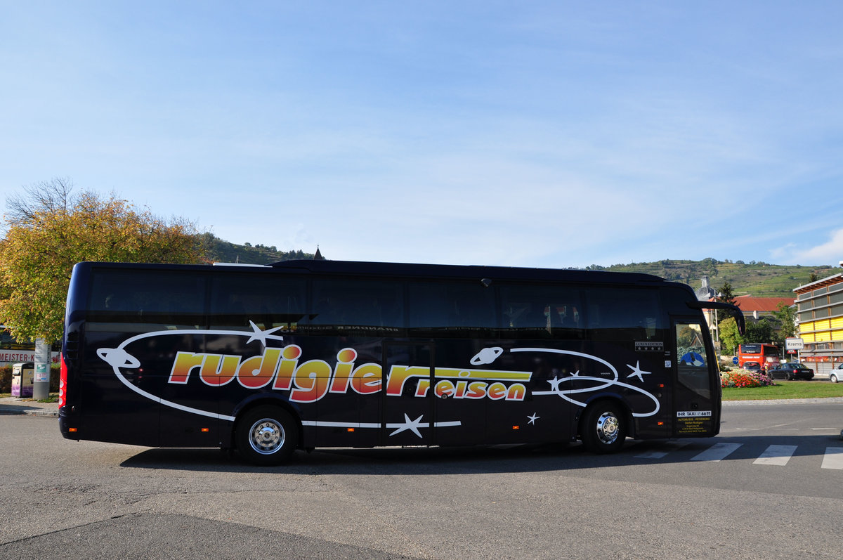 Volvo 9700 vom Reiseb�ro Stefan Rudiger aus �sterreich in Krems gesehen.