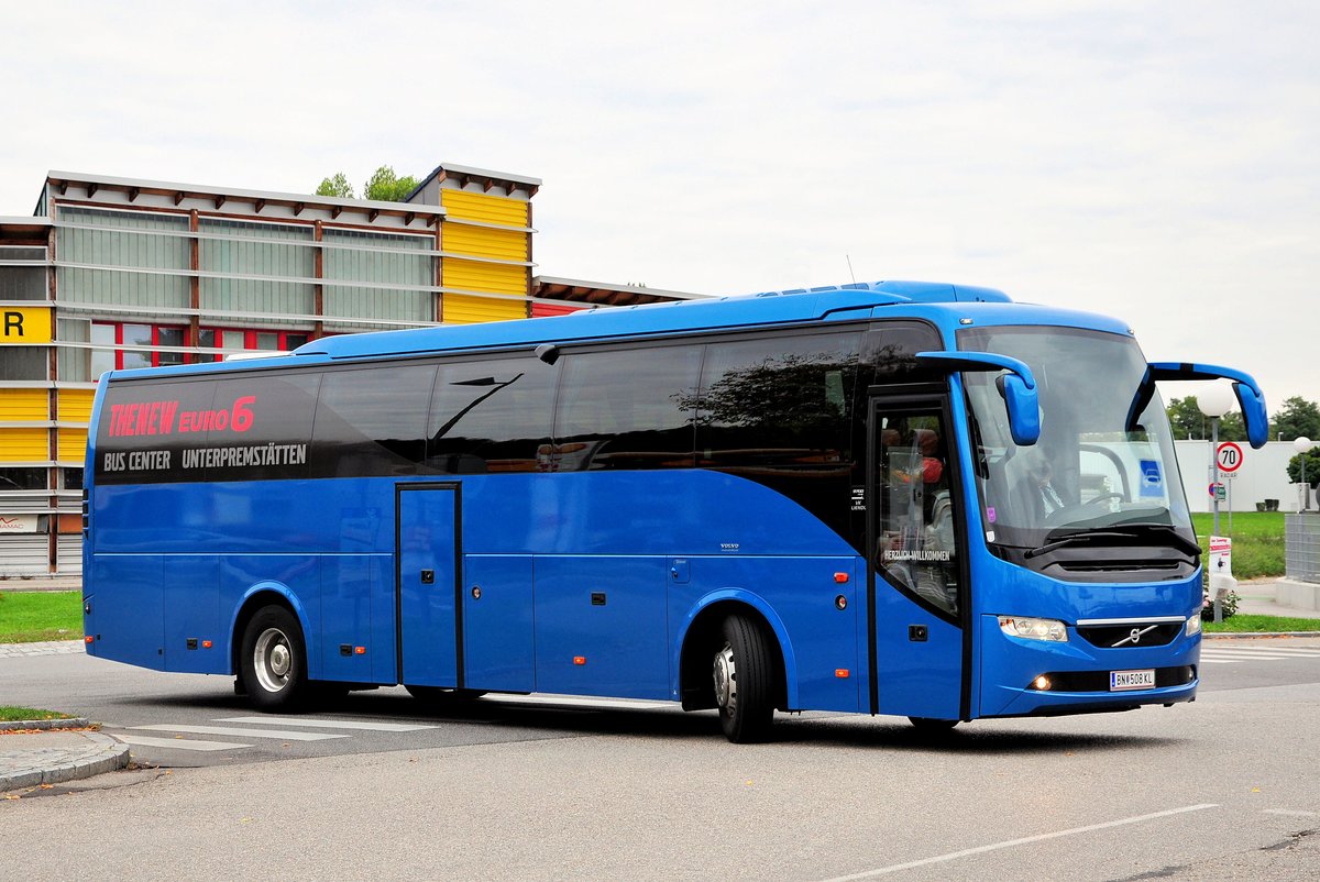 Volvo 9700 von Volvo �sterreich in Krems gesehen.