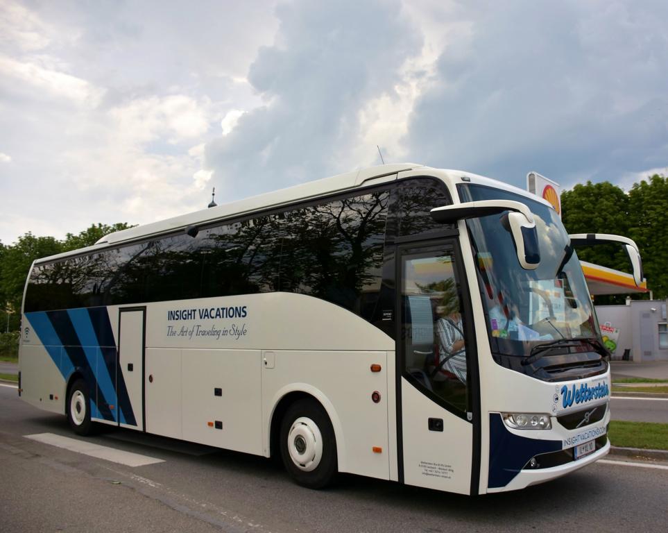 VOLVO 9700 von Wetterstein Reisen aus �sterreich im Mai 2018 in Krems.